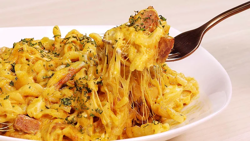 Macarrão Panela de Pressão: Receita Cremosa e Rápida em 15 Minutos